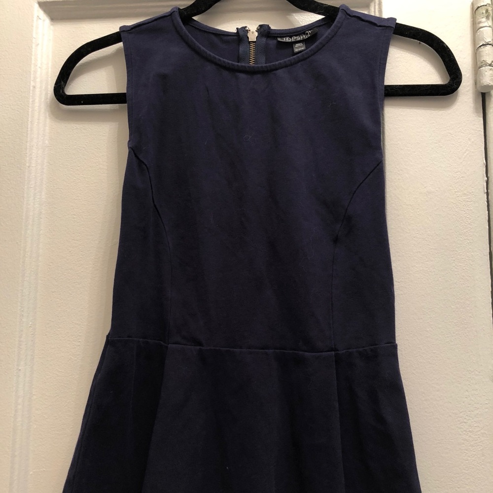 TOP SHOP peplum flattering top